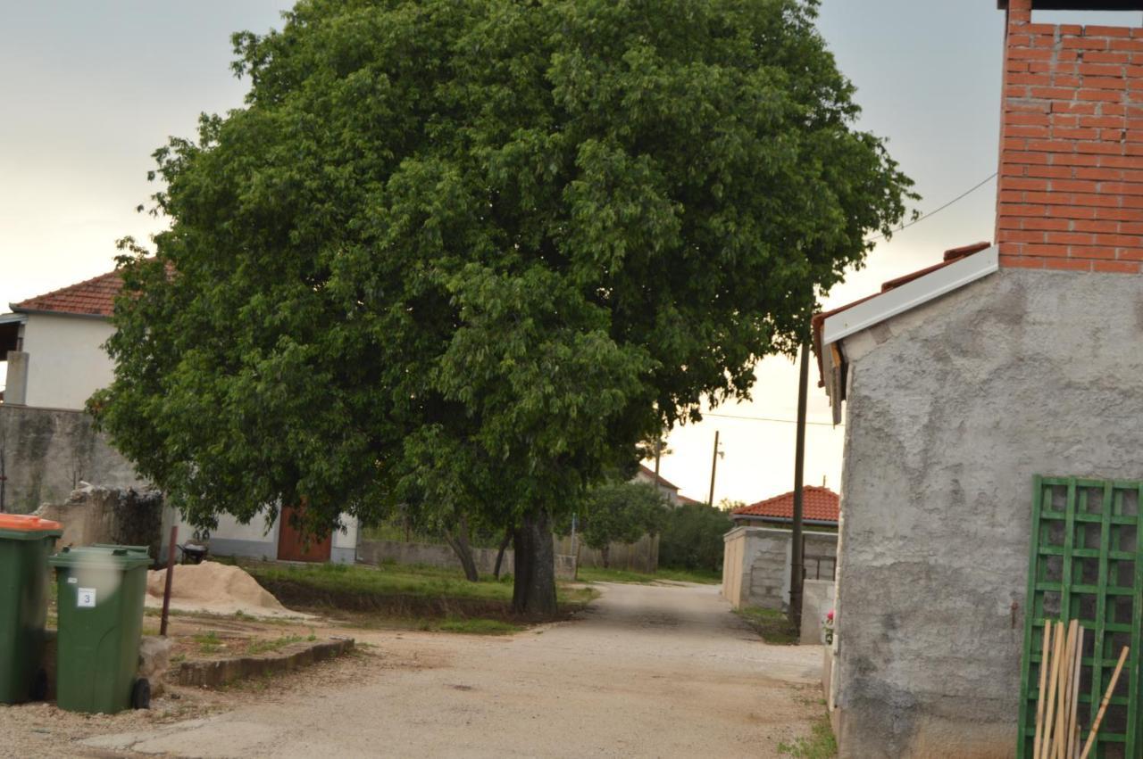 Apartman Didi Biograd Na Moru Buitenkant foto